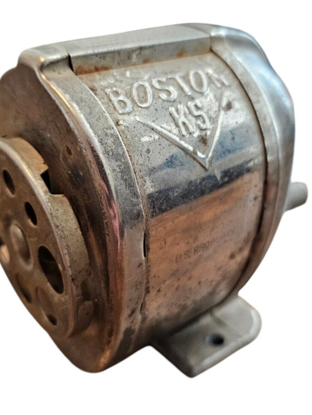 Boston KS Vintage Manual Hand Crank 8-Hole Pencil Sharpener Wall or Table Mount - Picture 1 of 5